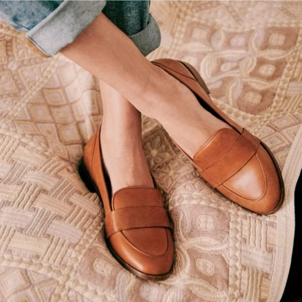 Sézane Shoes MICHEL LOAFERS Cognac Leather Minimalist Sz US6.5 - Picture 14 of 14